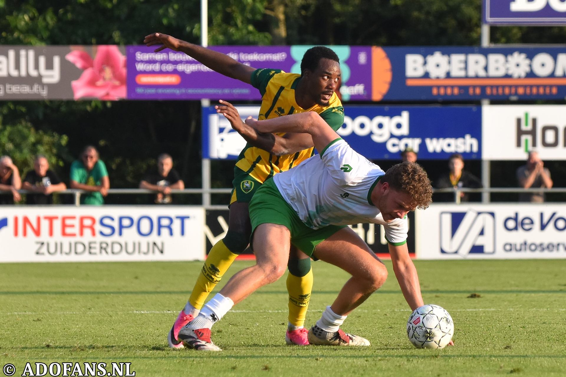 oefenwedstrijd Westlands elftal ADO Den Haag