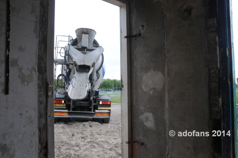 ADO Den Haag kassahuisjes klaar voor transport