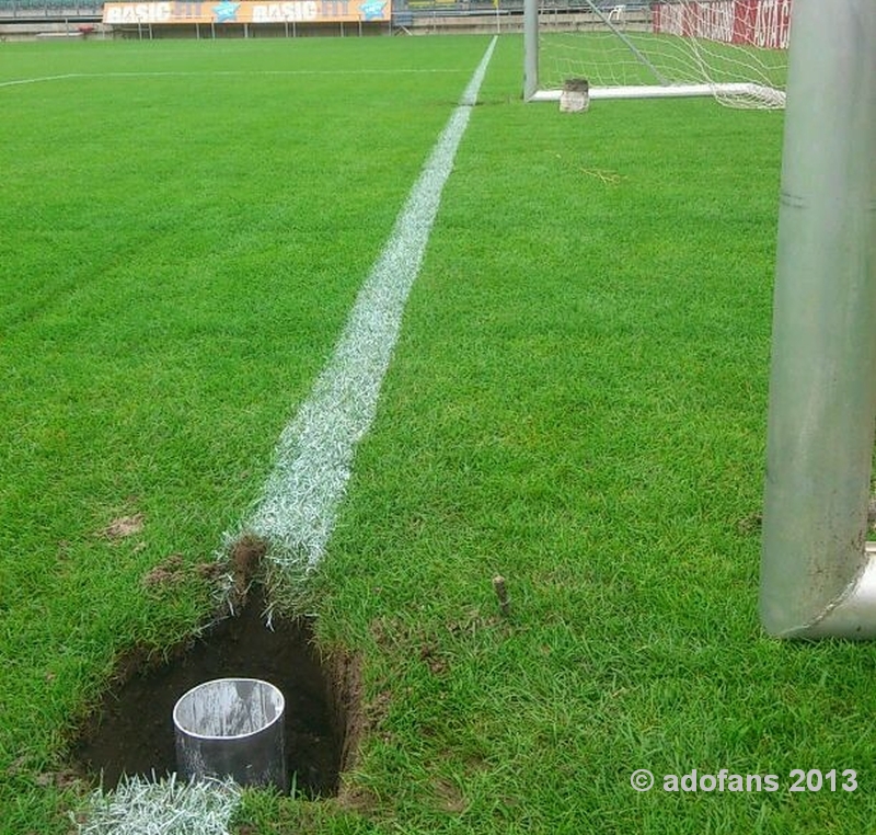 nieuwe grasmat in Kyocerastadion van ADO Den Haag 