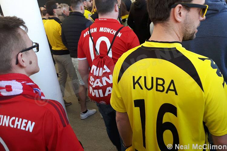 ADO Den Haag Fans, Bayern Munchen, Borussia Dortmund