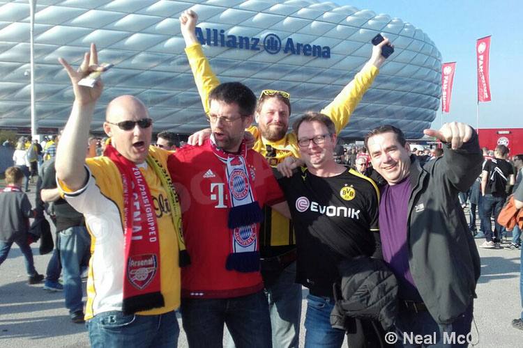 ADO Den Haag Fans, Bayern Munchen, Borussia Dortmund