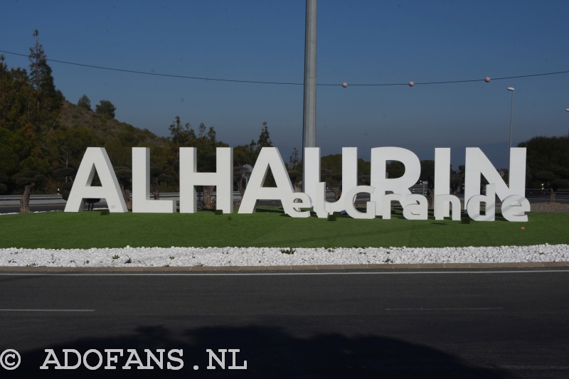 ADO Den Haag fan op bezoek in bij het trainingskamp Spanje