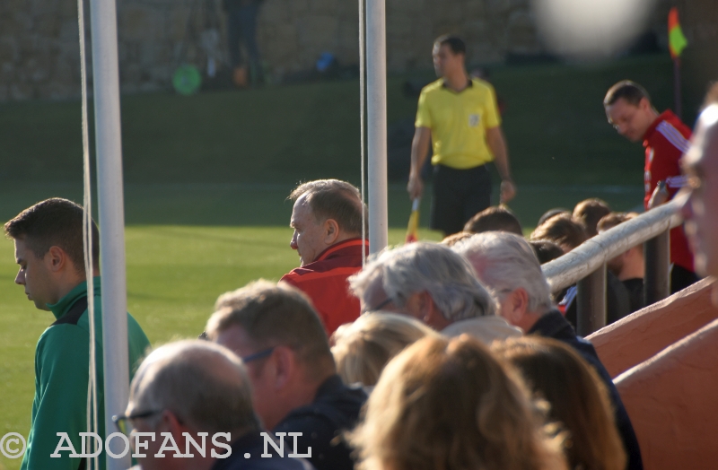 ADO Den Haag fan op bezoek in bij het trainingskamp Spanje