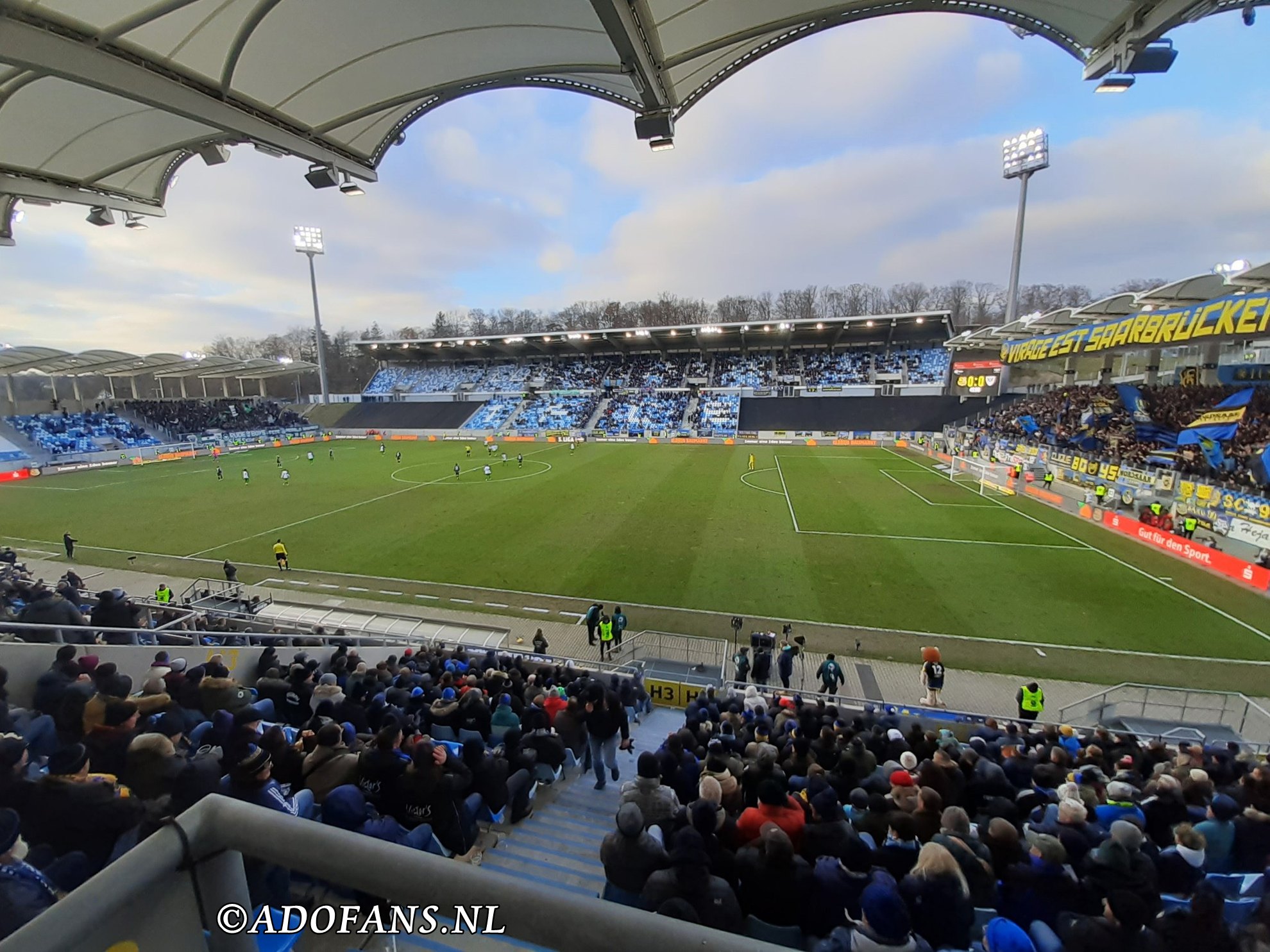 1.FC Saarbrucken-Preussen Munster en Karlsruher SC-Hansa Rostock