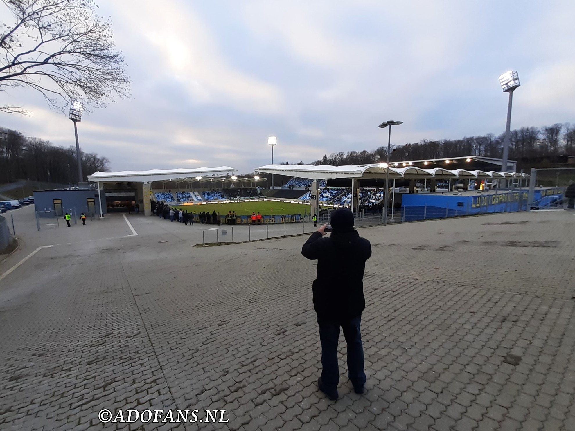 1.FC Saarbrucken-Preussen Munster en Karlsruher SC-Hansa Rostock