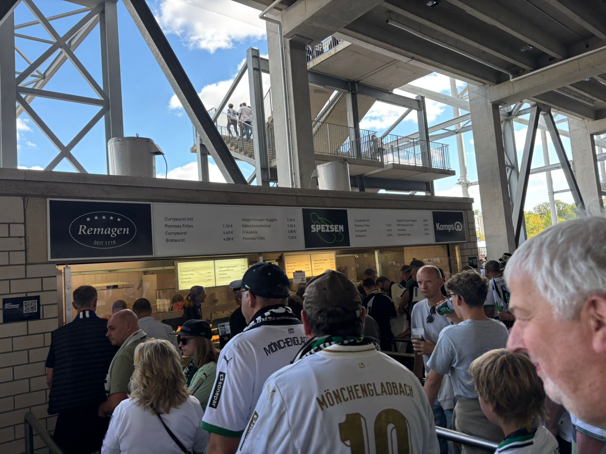 ADOfans visit: Borussia Mönchengladbach - Hamburger Sport-Verein