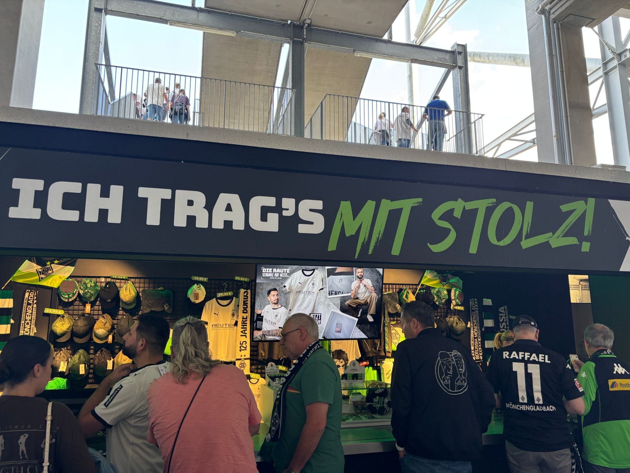 ADOfans visit: Borussia Mönchengladbach - Hamburger Sport-Verein
