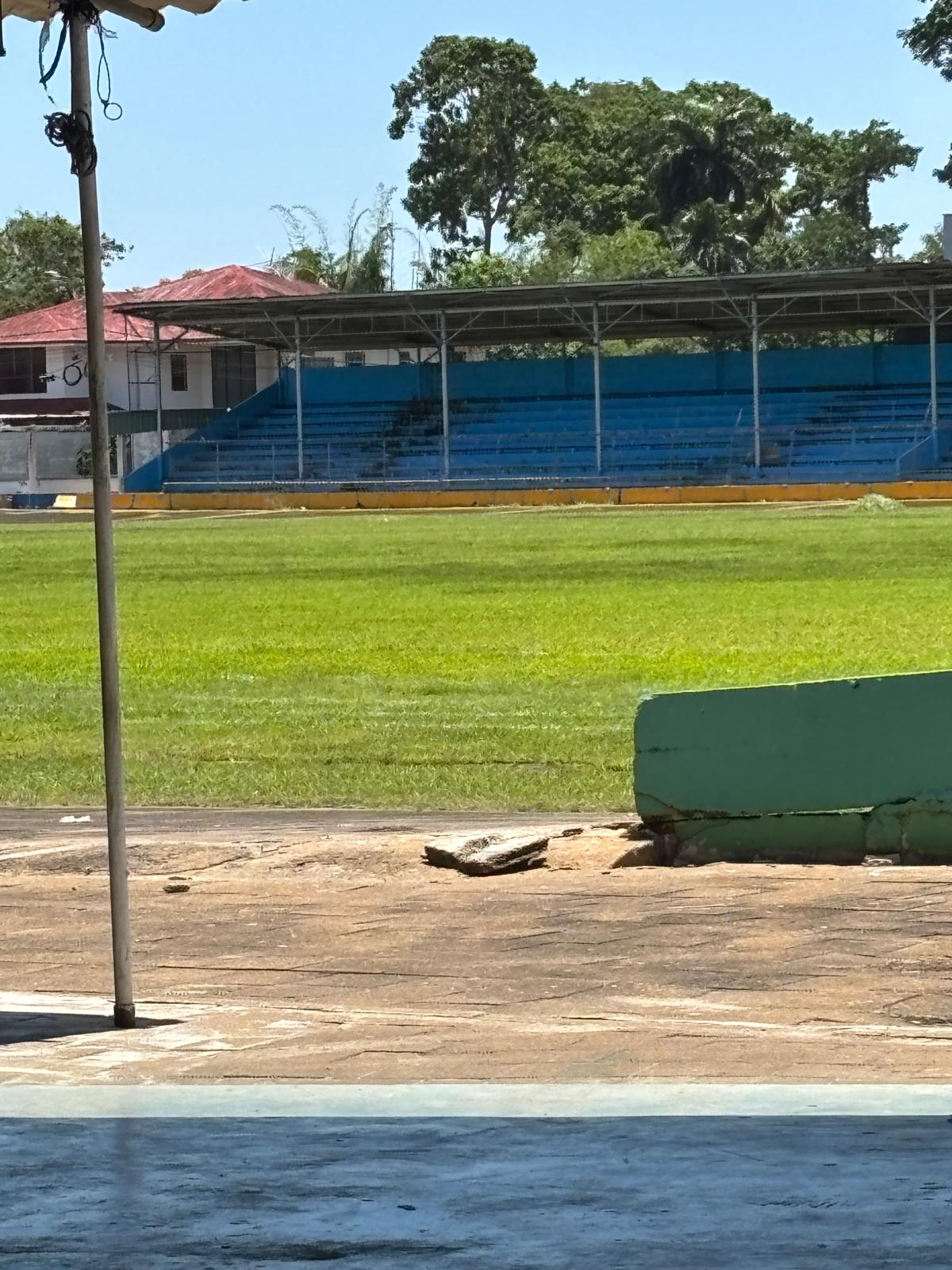 ADOFANS.NL Visit Suriname André Kamperveen Stadion