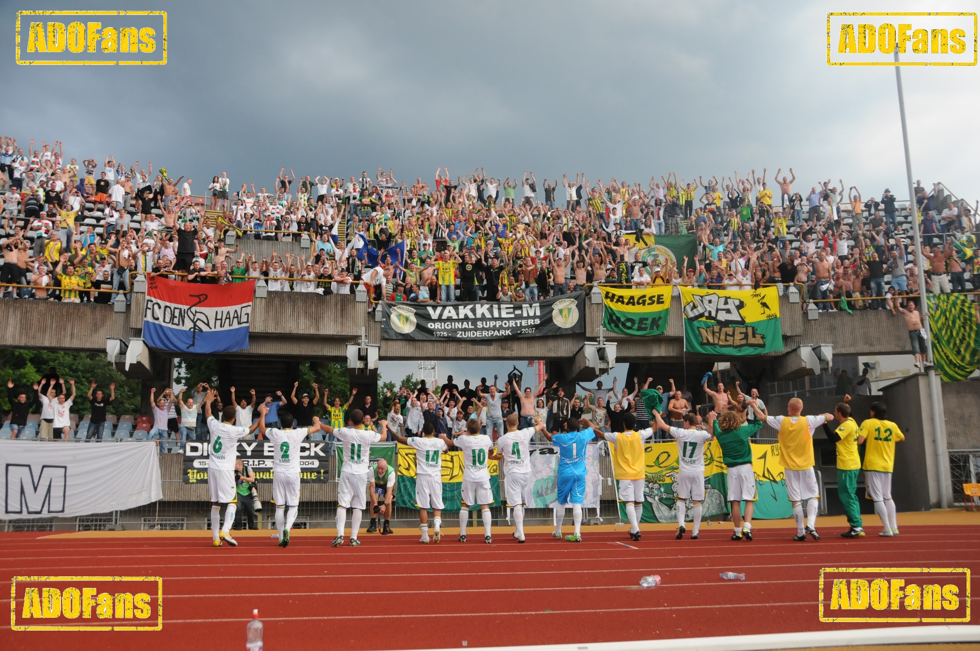 WALL PAPER UITVAK IN LITOUWEN 2011