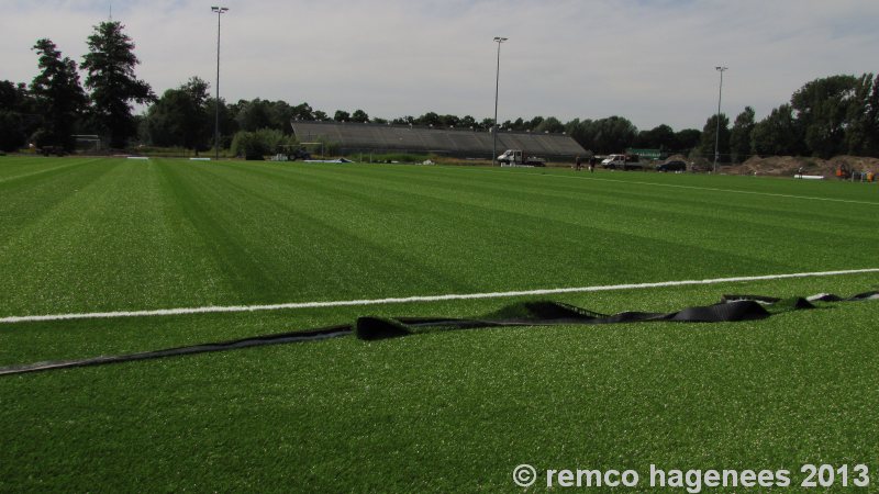 Aanleg kunstgrasmat ADO Den Haag Zuiderpark