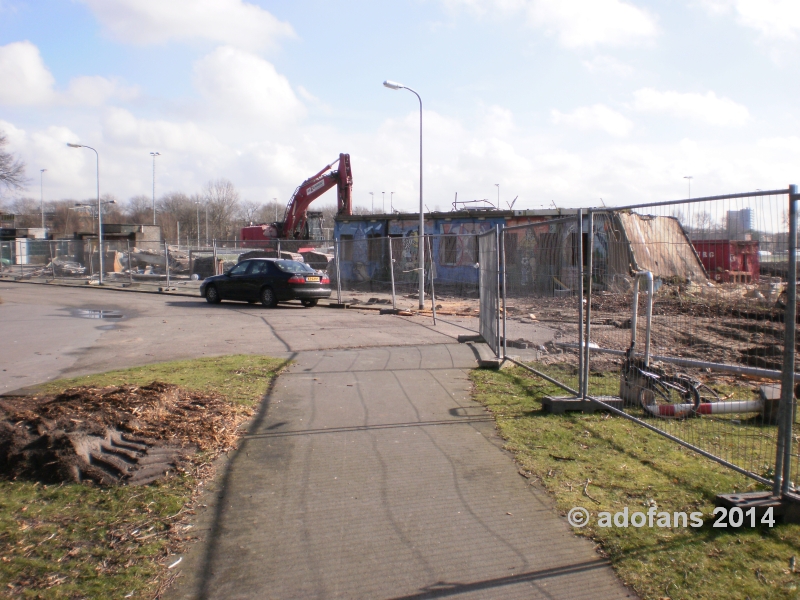 Laatste restantje Zuiderpark Stadion regen de vlakte